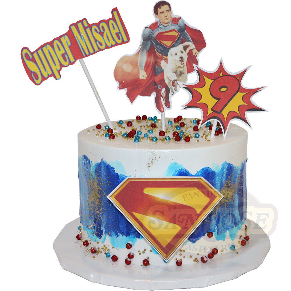 PEQUE SUPERMAN VOLANDO