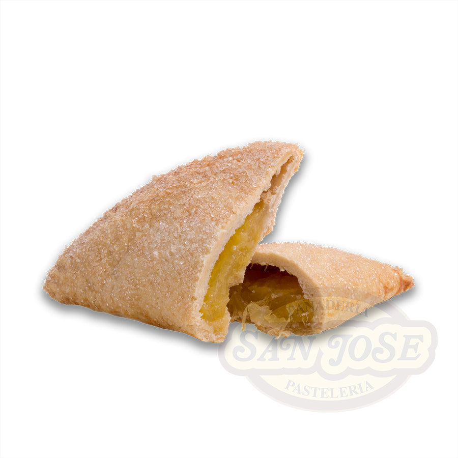 Empanada de Piña Azucarada